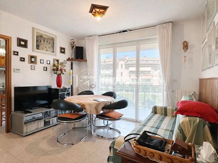 Appartamento quadrilocale in vendita in Via Milano E, Vittuone