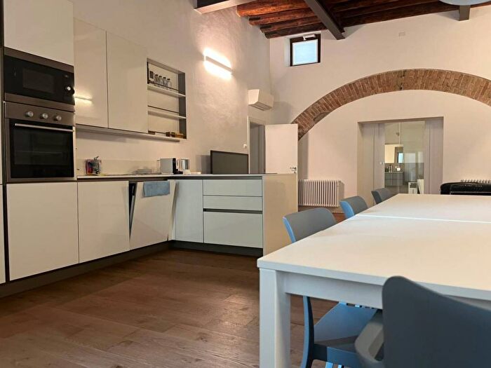 Appartamento trilocale in affitto in Via Roma, Centro, Vittorio Veneto