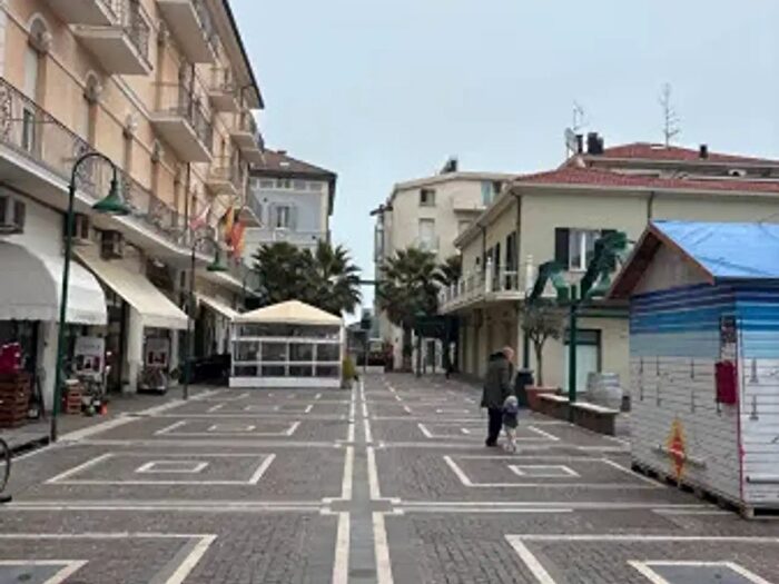 Appartamento bilocale in affitto in Viale Giuliano Dati, Rimini