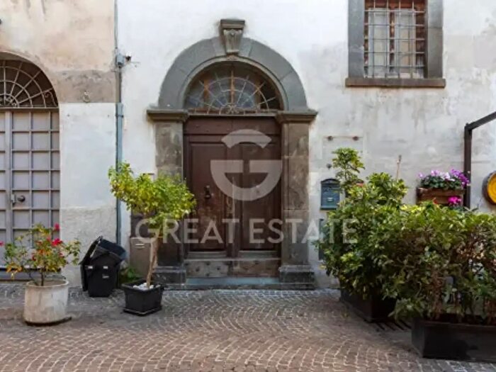 Appartamento con 6 locali in vendita in Corso Cavour, Orvieto