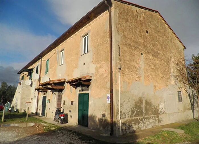 Appartamento trilocale in vendita in Rosignano Marittimo