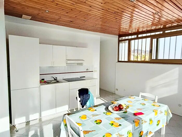 Appartamento bilocale in affitto in Via Roberto Rimini, Aci Castello