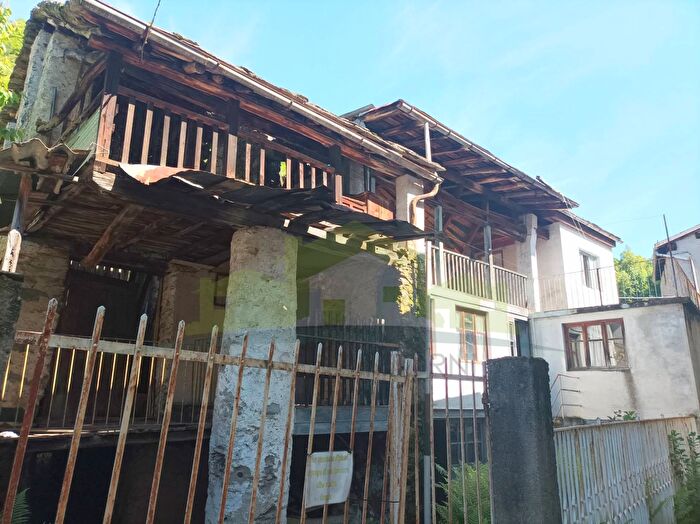 Casa con 6 locali in vendita in Scopello