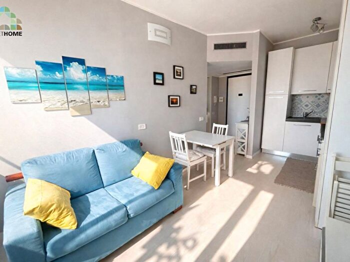 Appartamento bilocale in affitto in Via Alcide De Gasperi, Vedano al Lambro