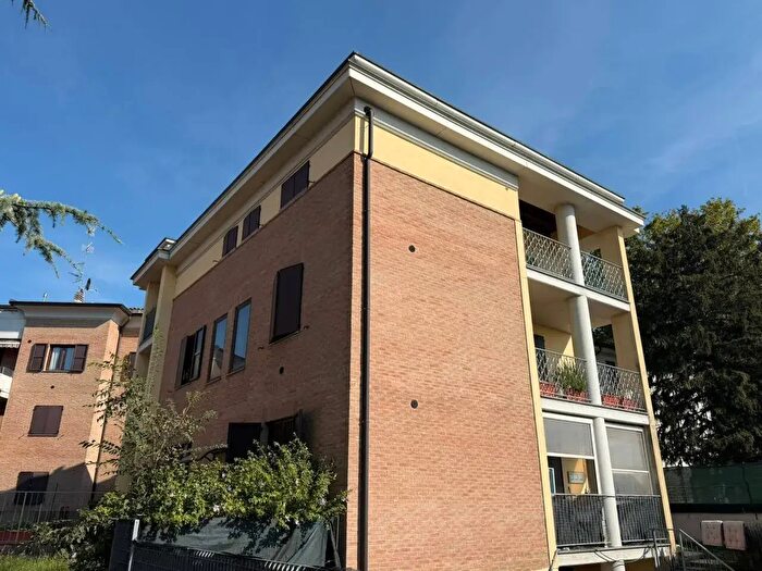Appartamento con 6 locali in vendita in Parma