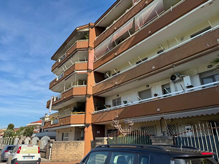Appartamento con 5 locali in vendita in Via Palermo, San Nicola La Strada