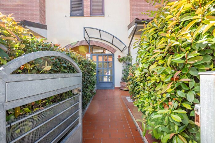 Casa quadrilocale in vendita in Ia Galileo Galilei, Cascina