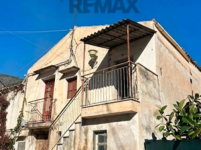 Appartamento bilocale in vendita in Via Pileri, Monreale
