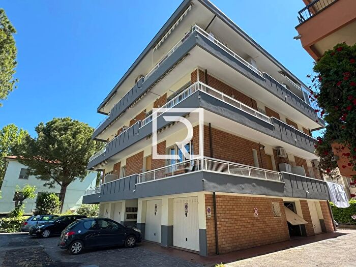 Appartamento quadrilocale in vendita in Canini Rimini, Rimini