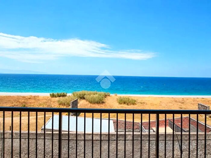 Appartamento con 5 locali in vendita in Via Tukory, Milazzo
