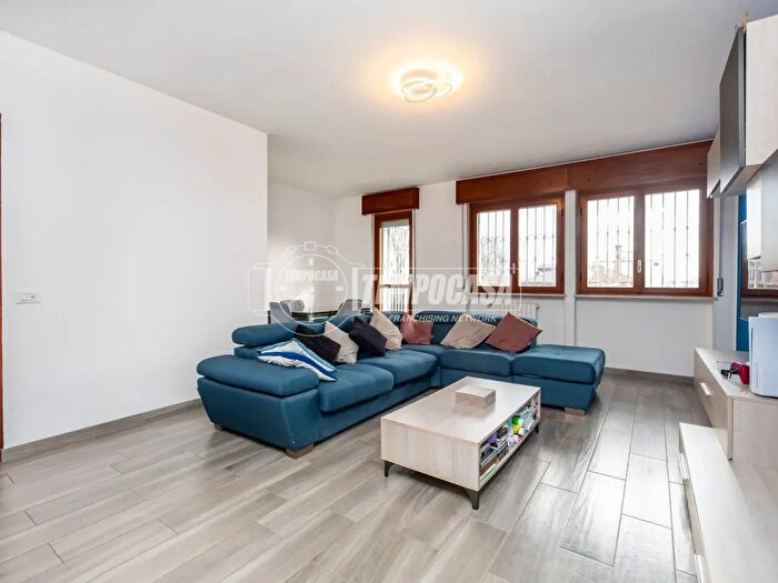 Appartamento trilocale in vendita in Via Leonardo da Vinci, Cernusco Sul Naviglio