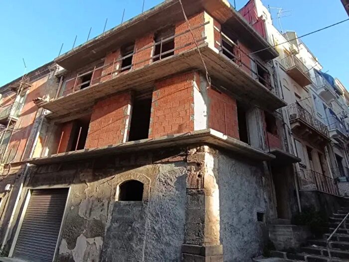 Casa trilocale in vendita in Via Conte Alaimo, Lentini