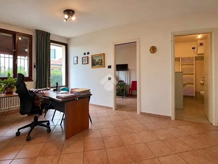 Appartamento bilocale in vendita in Via Pietro da Rimini, Ravenna