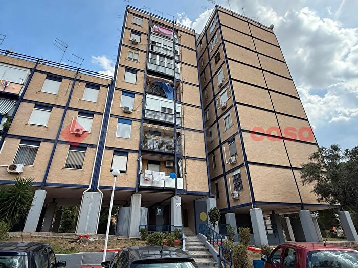 Appartamento quadrilocale in vendita in Via Bruno Buozzi, Taranto