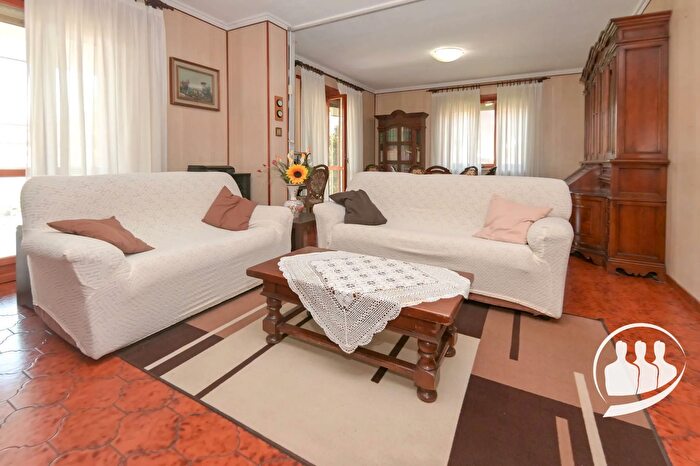 Casa quadrilocale in vendita in Via Ciriè, Caselette