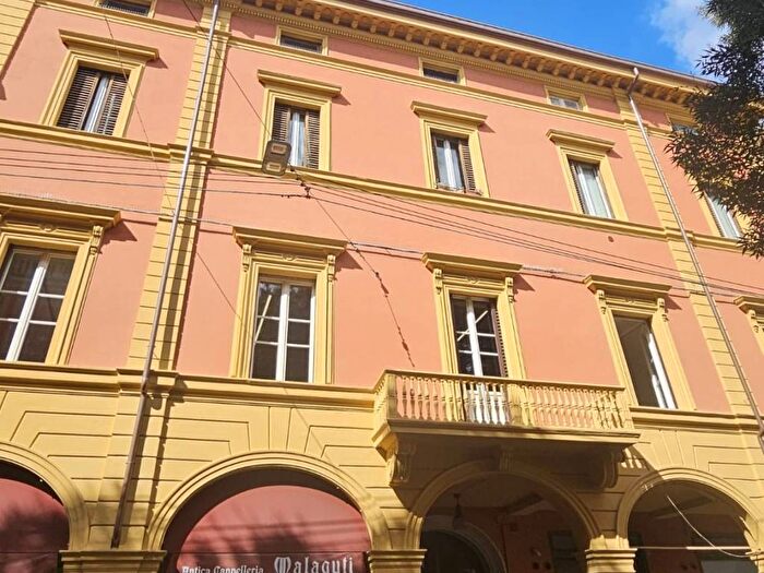 Appartamento quadrilocale in affitto in Via Galliera, Marconi, Bologna