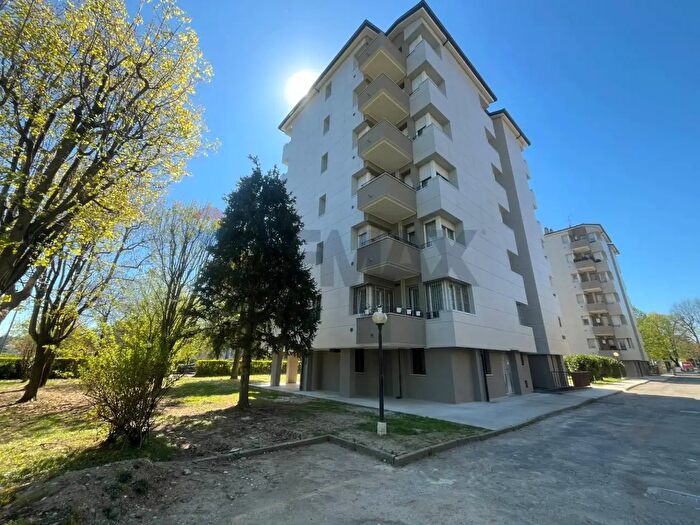 Appartamento quadrilocale in vendita in Bussero