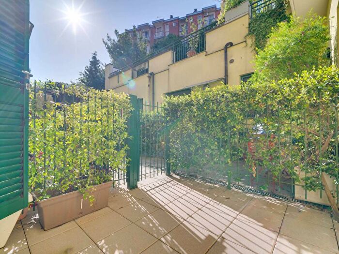 Appartamento bilocale in affitto in Via Bonaventura Zumbini, Famagosta, Milano