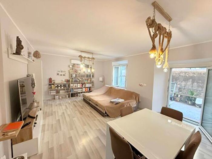 Appartamento trilocale in vendita in Lungomare Thaon De Revel, Civitavecchia