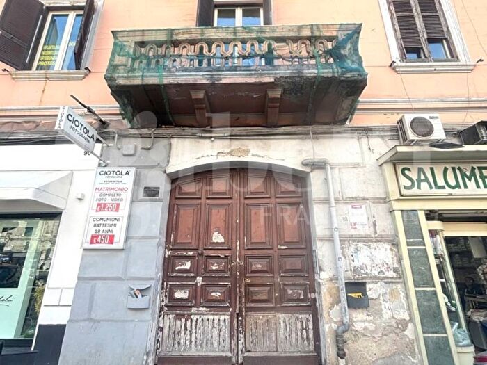 Appartamento monolocale in affitto in Calata Capodichino, Capodichino, Napoli