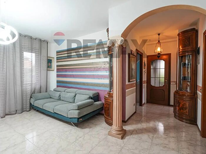 Appartamento trilocale in vendita in Osio Sotto
