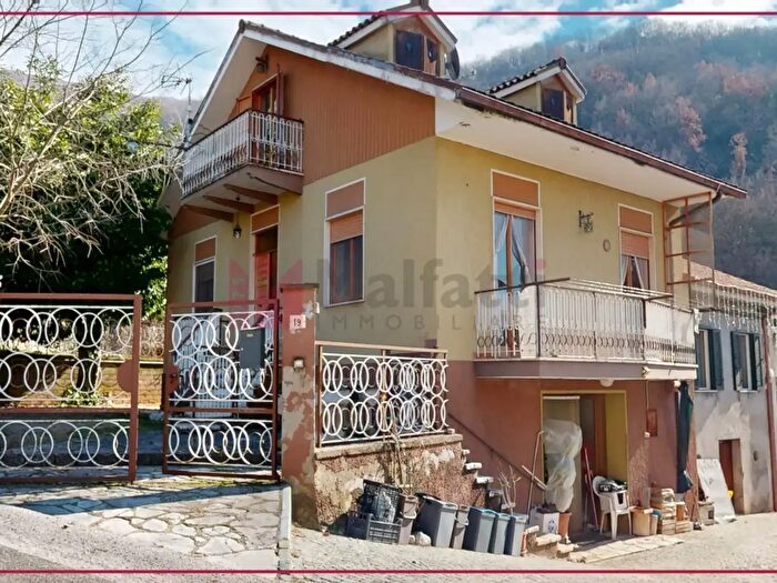 Appartamento quadrilocale in vendita in Rieti