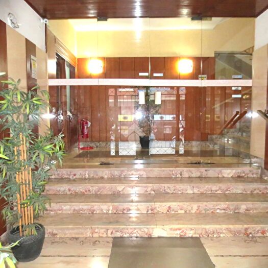 Appartamento trilocale in vendita in Via Fabio Numerio, Roma