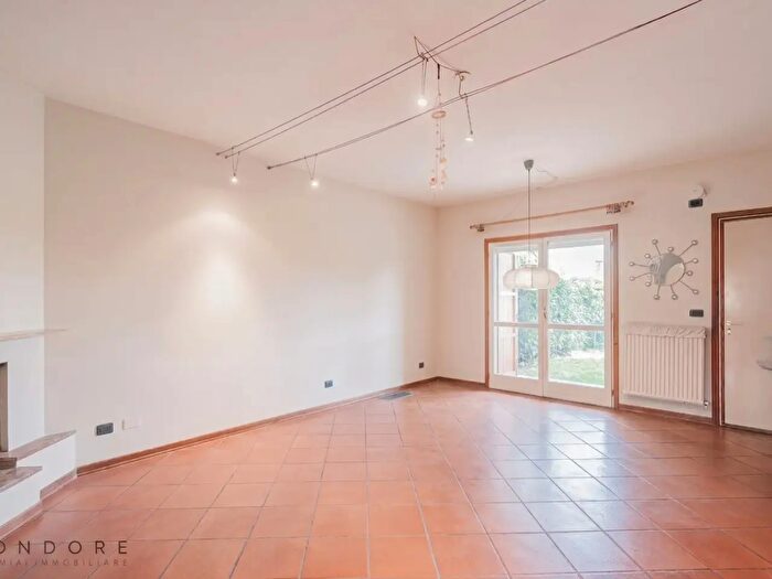 Casa quadrilocale in vendita in Via dei Ciclamini, Marzabotto