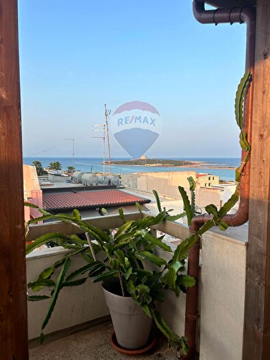 Casa con 8 locali in vendita in Via Nunzio Costa, Portopalo Di Capo Passero