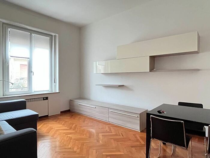 Appartamento bilocale in affitto in Via Crocefisso, Carrobbio, Milano