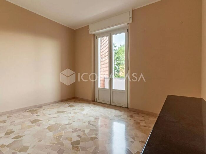 Appartamento bilocale in vendita in Via Codogno, Milano