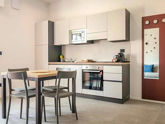 Appartamento monolocale in affitto in Via Emilia Ponente, Bologna