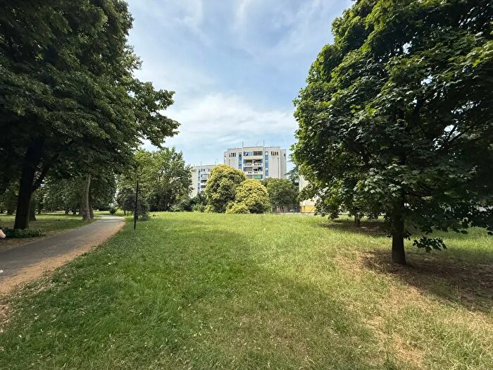 Appartamento quadrilocale in vendita in Via Monteverdi, Pioltello