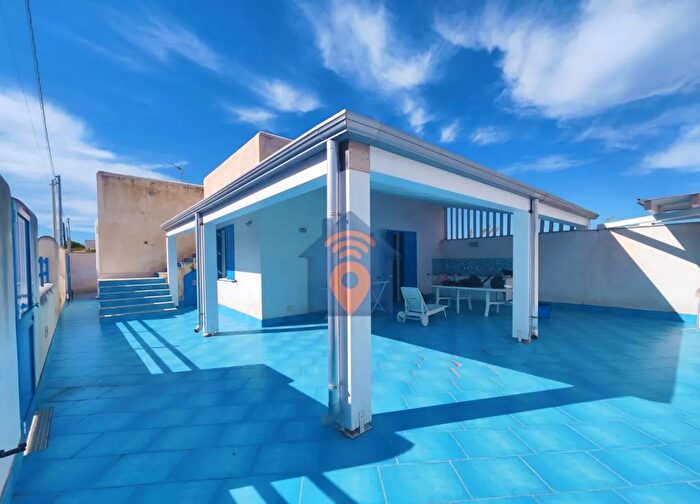 Casa con 6 locali in vendita in Via delle Sirene Castelvetrano, Castelvetrano