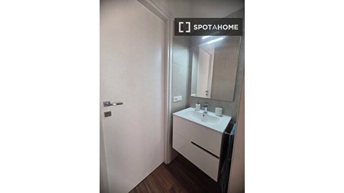 Appartamento in affitto in Via Tripoli, Bologna, Roma