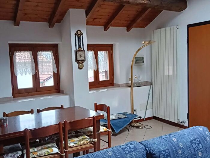 Appartamento trilocale in vendita in SantOmobono Terme