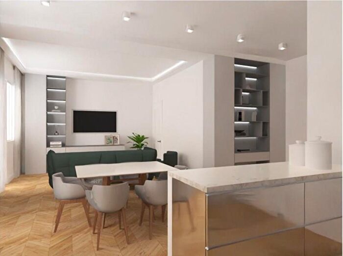 Appartamento trilocale in vendita in Roma