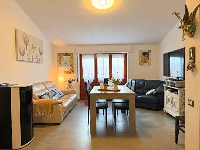 Appartamento con 5 locali in vendita in Via dei Tigli, Muravera