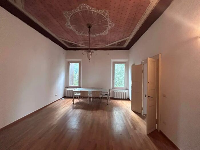 Casa quadrilocale in vendita in Via Modena, Ferrara