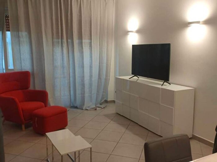 Appartamento trilocale in affitto in Via Santa Caterina, Lido di Camaiore, Camaiore