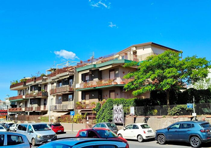 Appartamento quadrilocale in vendita in Via Gramsci, Gravina Di Catania