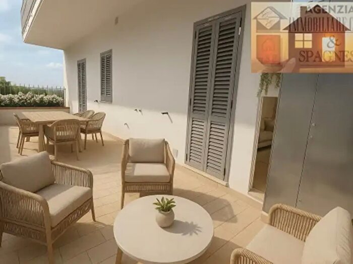Appartamento trilocale in vendita in Via Santa Maria, Campi Bisenzio