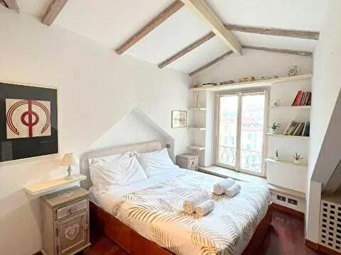 Appartamento bilocale in affitto in Piazza Sant'Alessandro, Missori, Milano