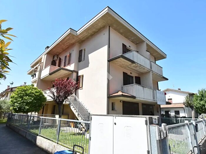 Appartamento quadrilocale in vendita in Via Pietà, Savignano Sul Rubicone
