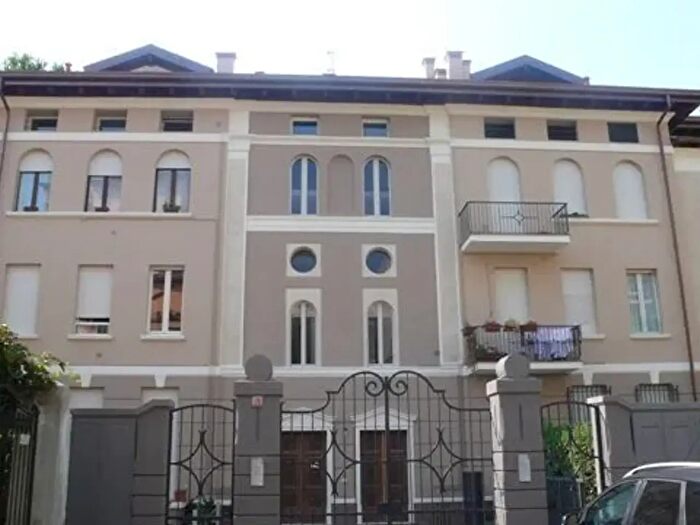 Appartamento bilocale in affitto in Via Monte Grappa, Brescia