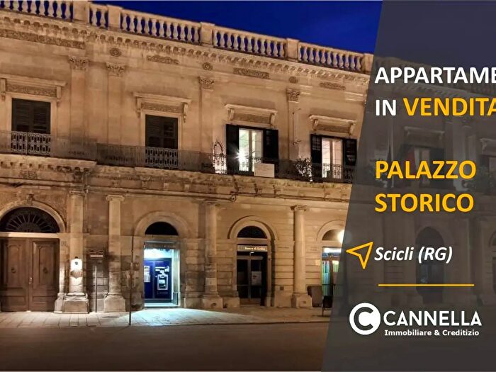 Appartamento con 6 locali in vendita in Scicli