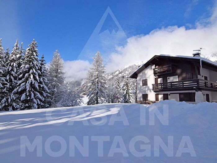 Appartamento con 5 locali in affitto in Via Prai De Mònt, Bellamonte, Predazzo