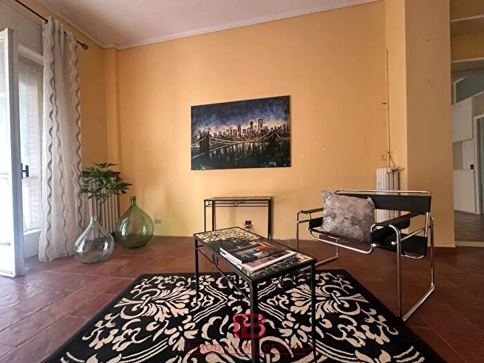 Appartamento trilocale in vendita in Via Venti Settembre, Cuneo