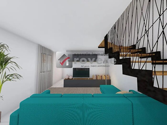 Casa con 5 locali in vendita in Treviso