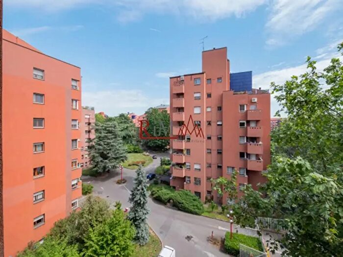 Appartamento trilocale in affitto in Via delle Forze Armate, Milano
